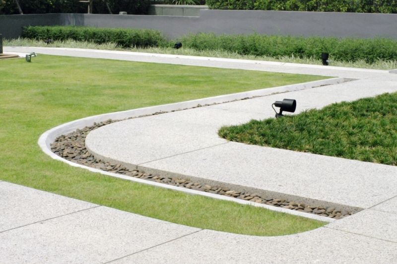 Hardscape Curbing Installation